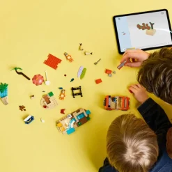 LEGO® Bluey: Bluey og familiens biltur til stranden 11202