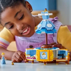 LEGO® ǀ Disney Princess Askepotts kjole 43266