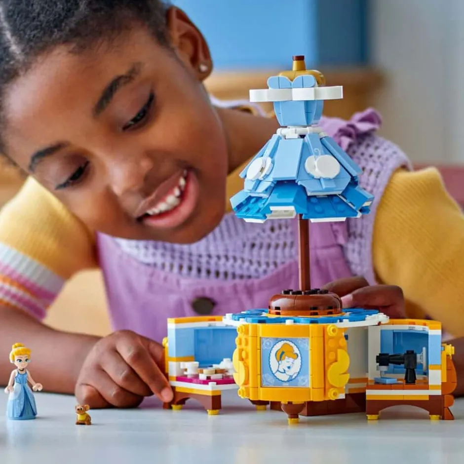 LEGO® ǀ Disney Princess Askepotts kjole 43266