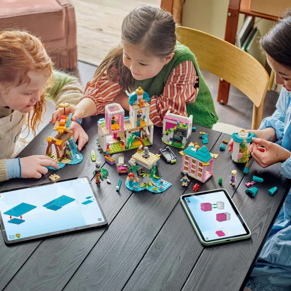 LEGO® ǀ Disney Prinsesseslott med kjæledyr 43267