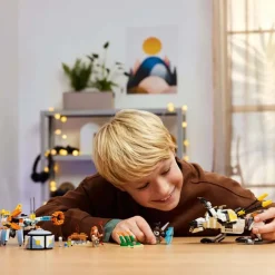 LEGO® Horizon Adventures™ Aloy og Varl mot skallvandrer og sagtann 77037