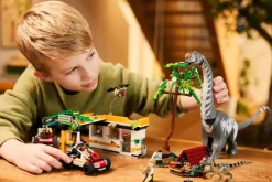 LEGO® Jurassic World På sporet av titanosaurus og raptor 76973