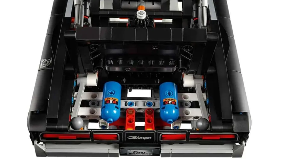 LEGO® Technic Fast and Furious Dodge Charger R/T-bil 42231