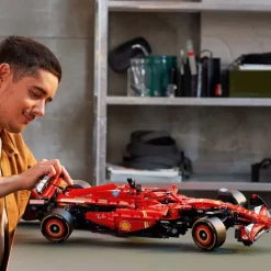 LEGO® Technic Ferrari SF-24 F1-bil 42207